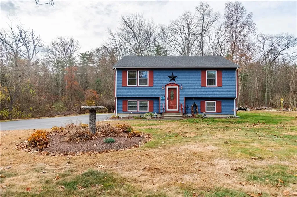 3222 Flat River Road Coventry RI 02816