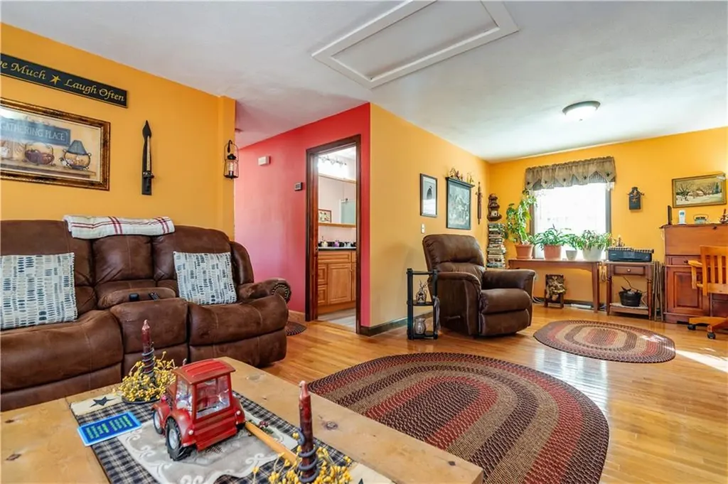 3222 Flat River Road Coventry RI 02816