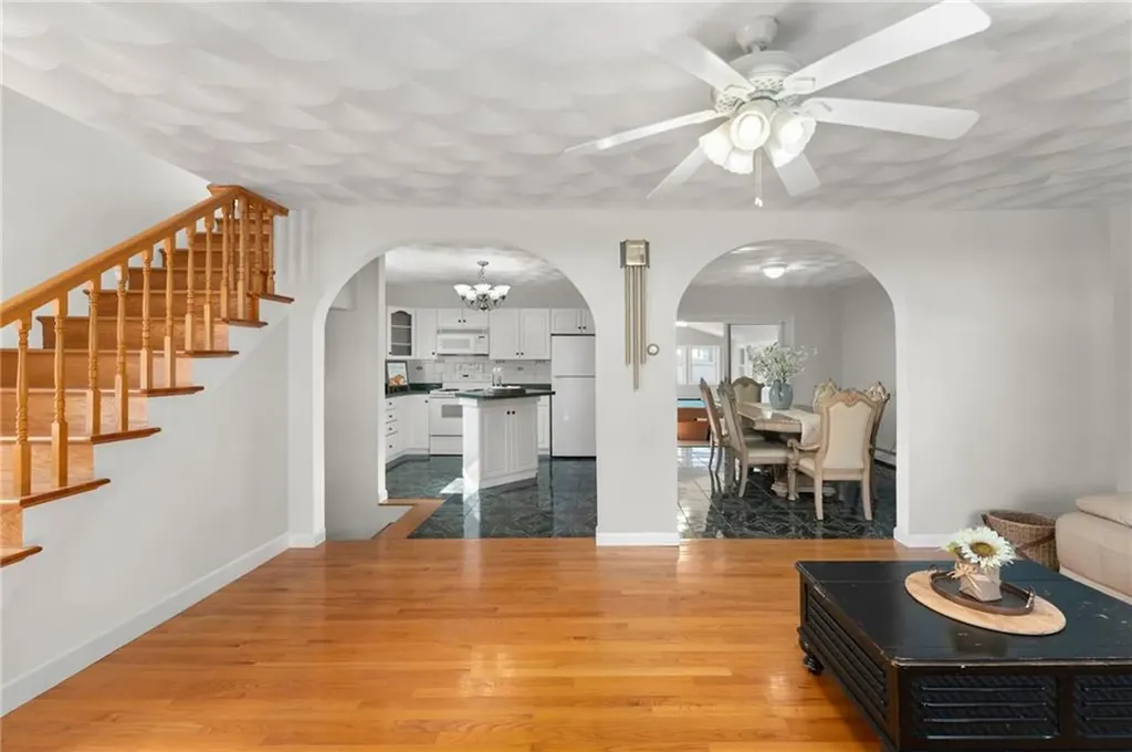 17 Elder Avenue East Providence RI 02915