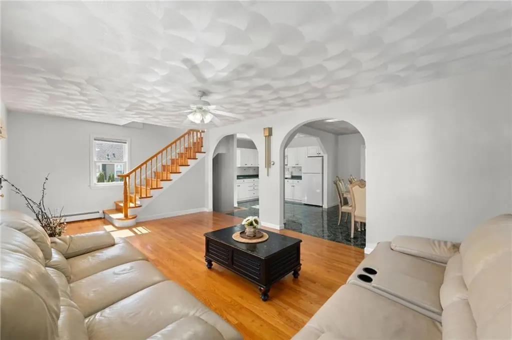 17 Elder Avenue East Providence RI 02915