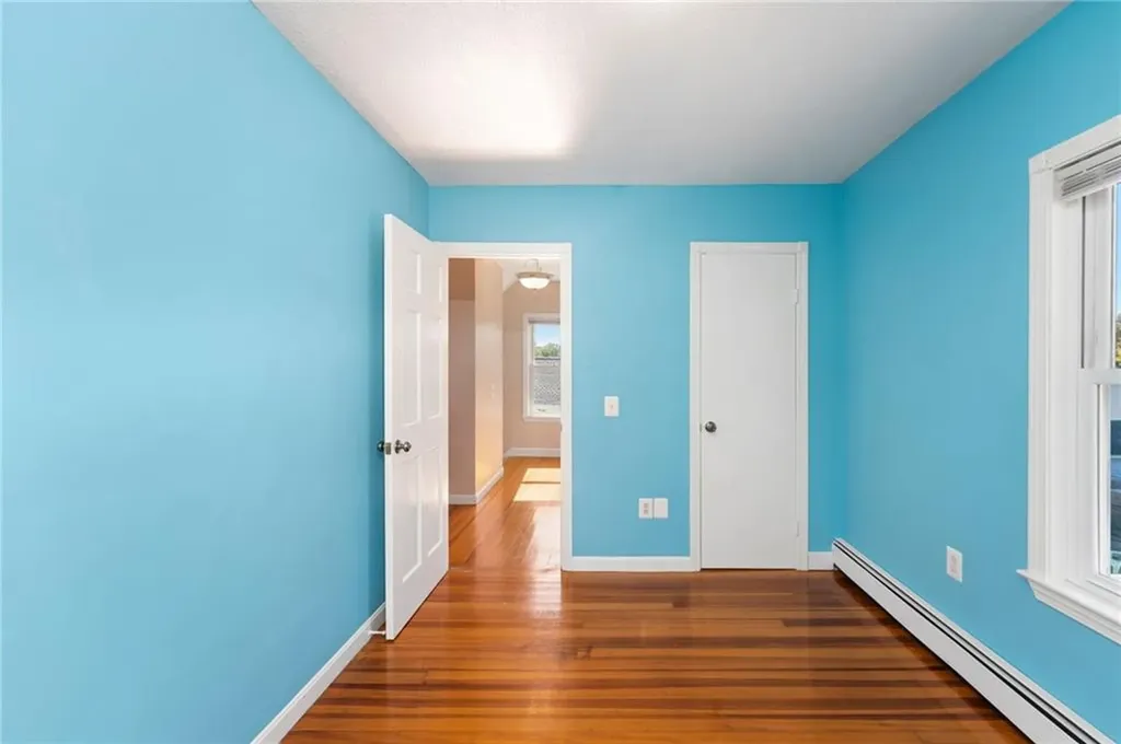 17 Elder Avenue East Providence RI 02915