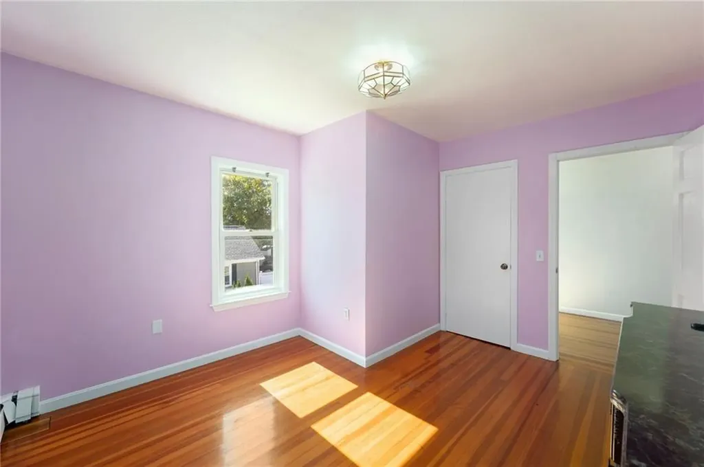 17 Elder Avenue East Providence RI 02915