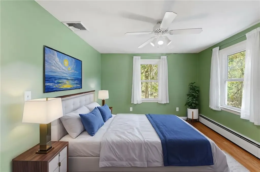 24 Craig Road Warwick RI 02886