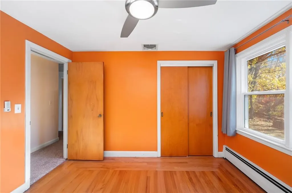 24 Craig Road Warwick RI 02886