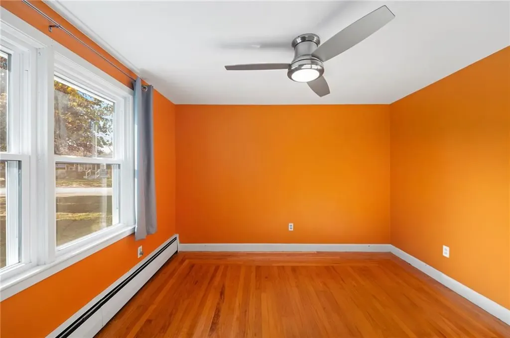 24 Craig Road Warwick RI 02886