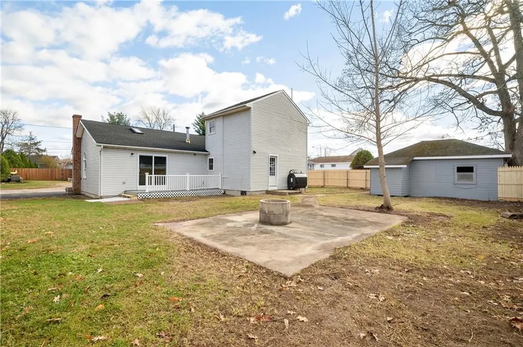 17 Alaska Street Coventry RI 02816