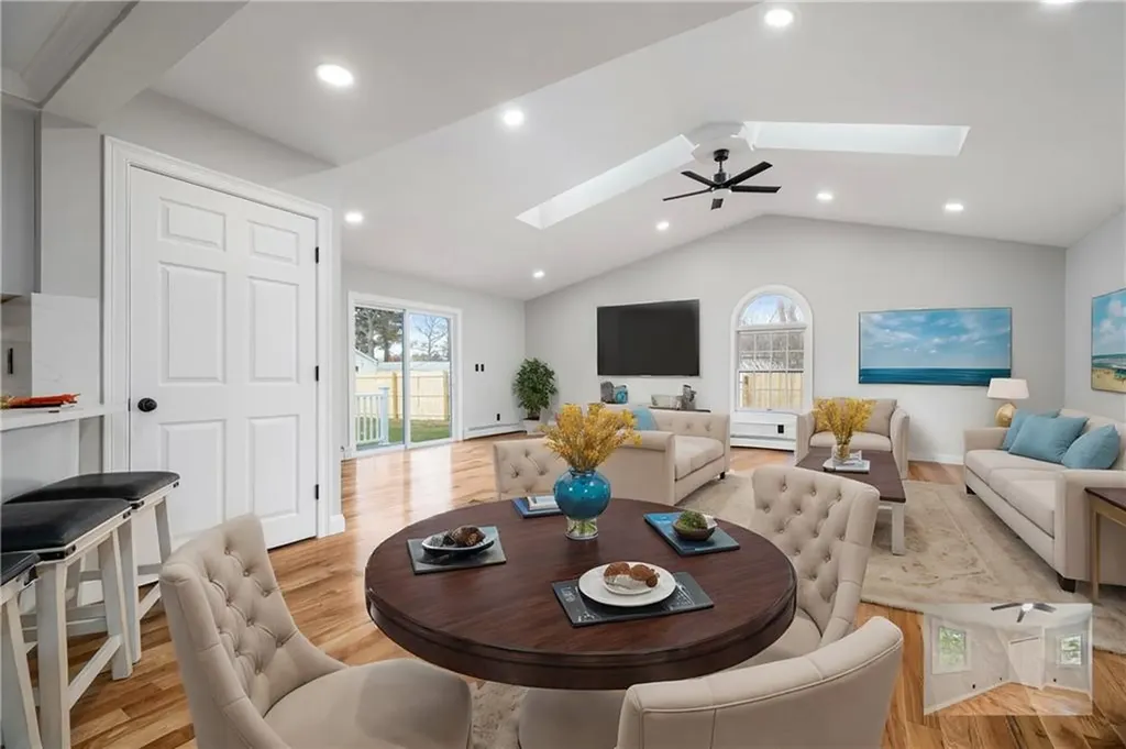 17 Alaska Street Coventry RI 02816