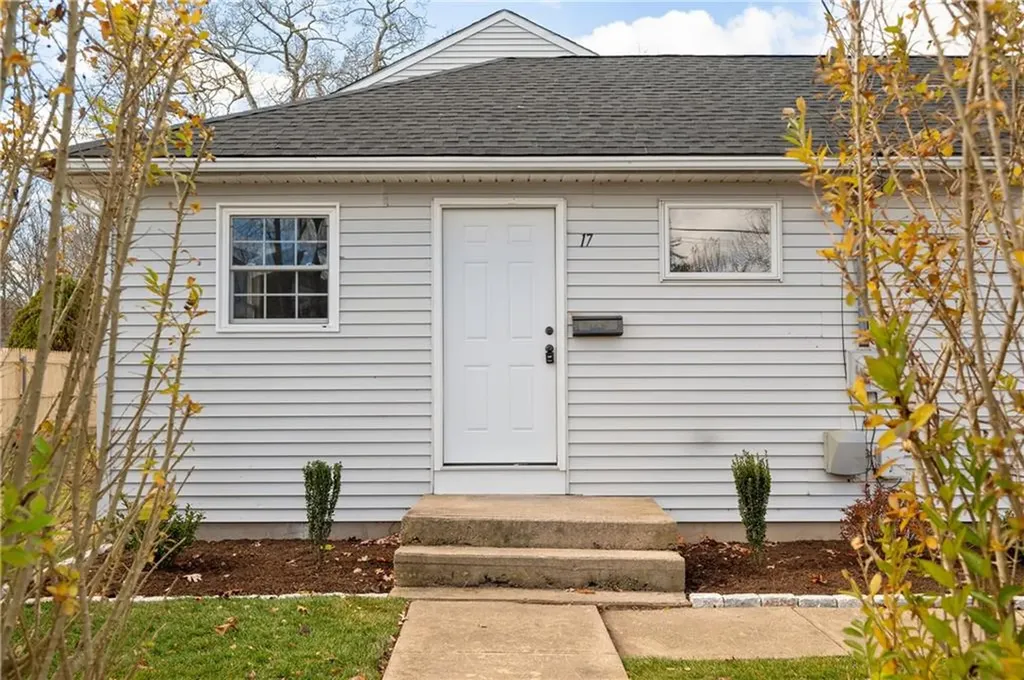 17 Alaska Street Coventry RI 02816