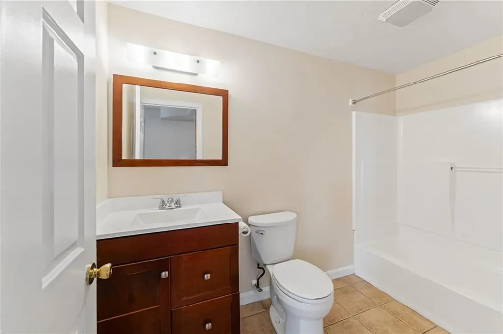 38 Lincoln Street Woonsocket RI 02895