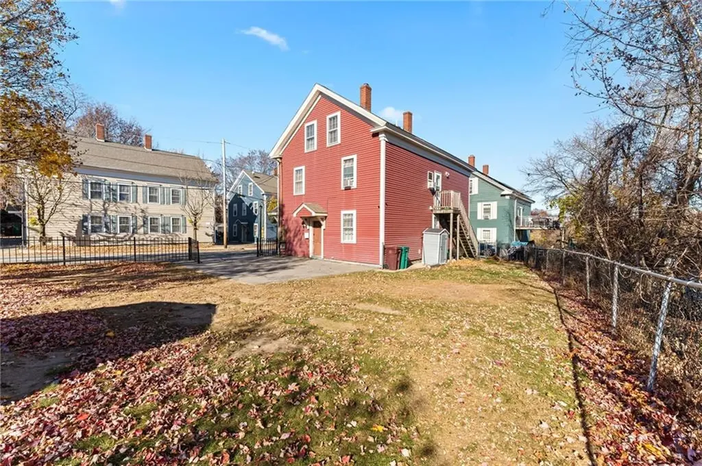 38 Lincoln Street Woonsocket RI 02895
