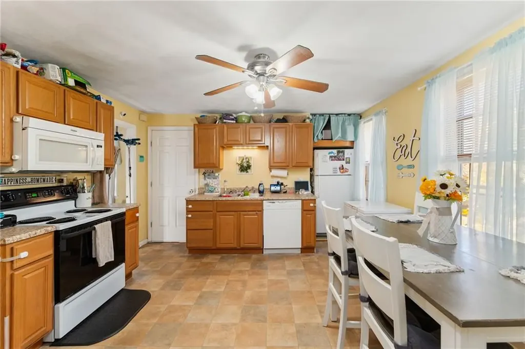38 Lincoln Street Woonsocket RI 02895