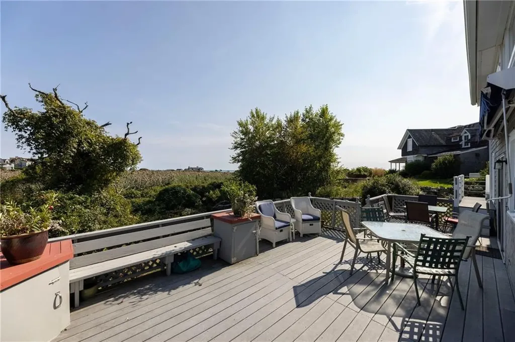 14 Knowles Avenue Westerly RI 02891