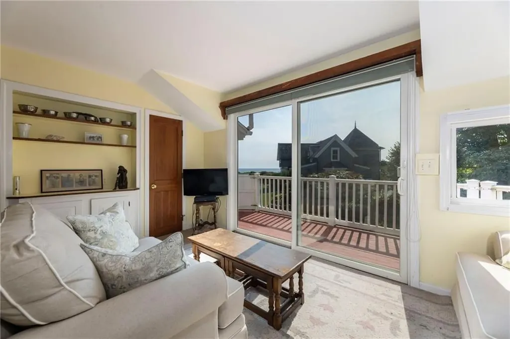 14 Knowles Avenue Westerly RI 02891