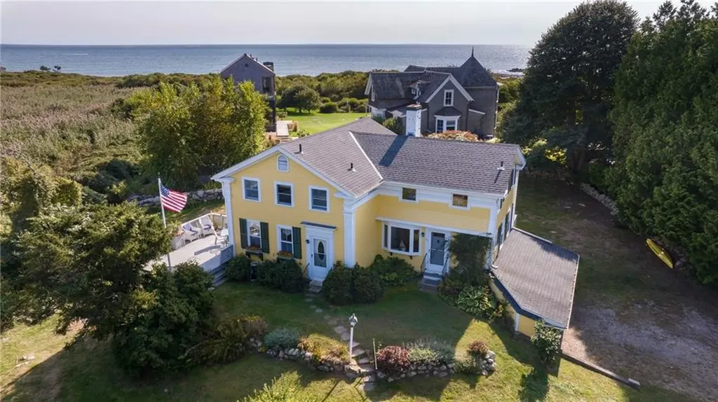 14 Knowles Avenue Westerly RI 02891