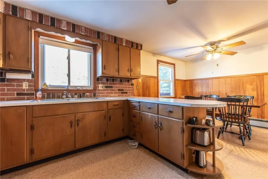 530 Oakland Beach Avenue Warwick RI 02889