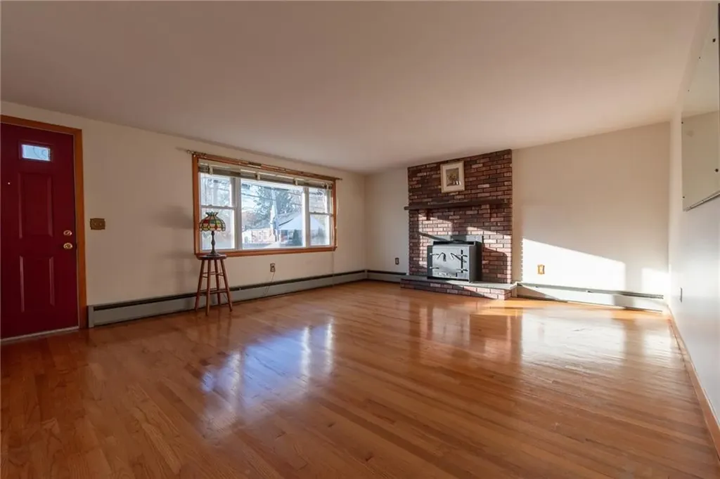530 Oakland Beach Avenue Warwick RI 02889