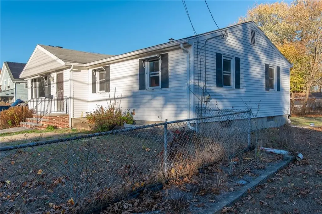 530 Oakland Beach Avenue Warwick RI 02889