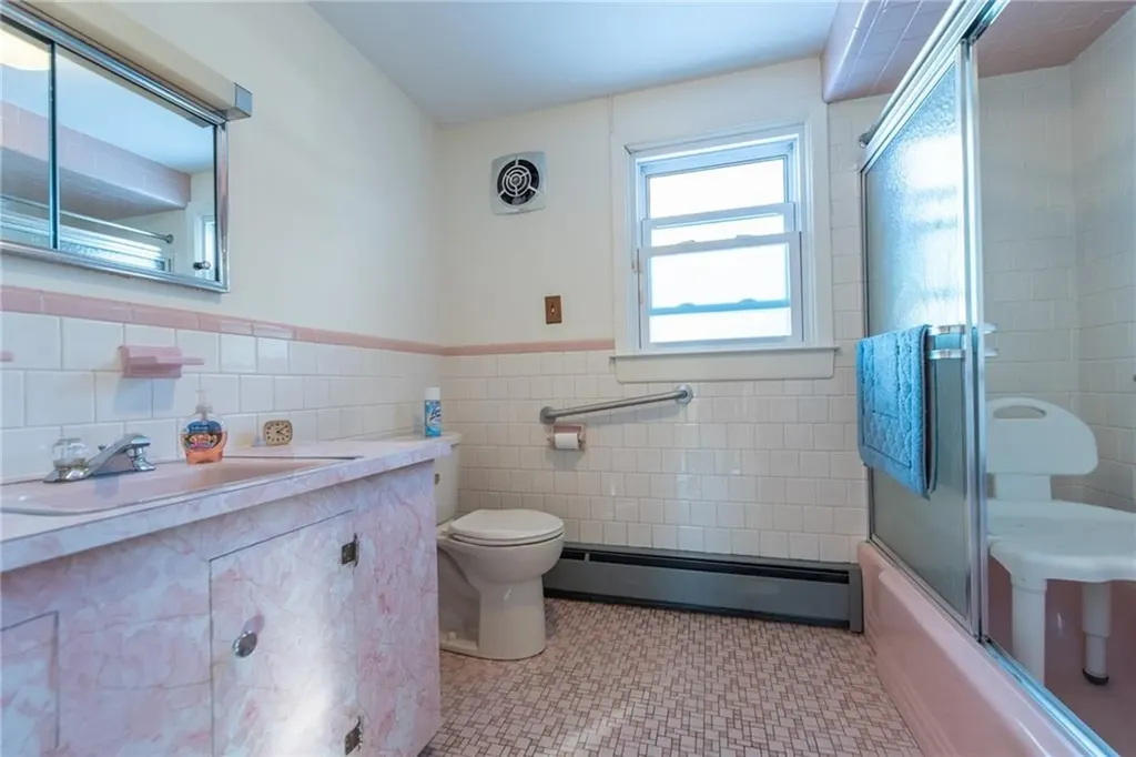 530 Oakland Beach Avenue Warwick RI 02889