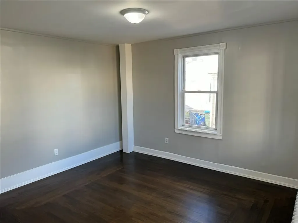 106 Commodore Street Providence RI 02904