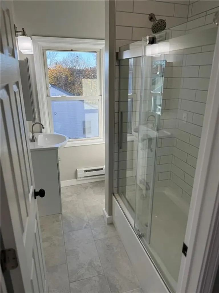 106 Commodore Street Providence RI 02904