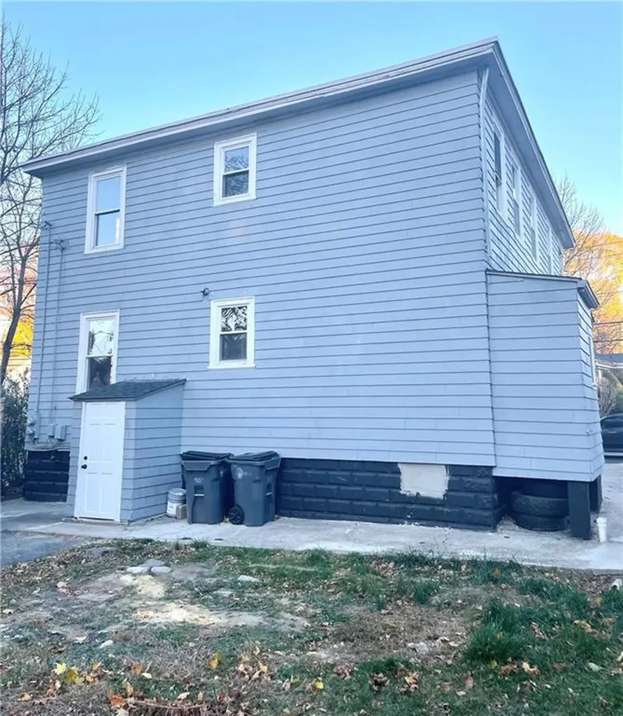 486 Sharon Street Providence RI 02908