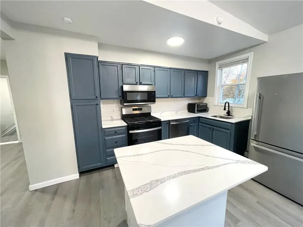 486 Sharon Street Providence RI 02908