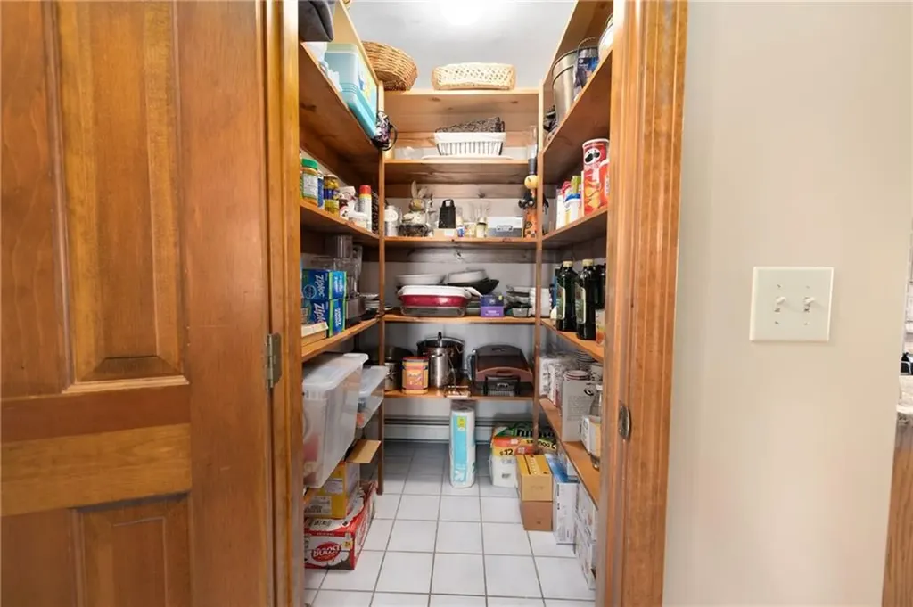 33 Southbury Road Cumberland RI 02864