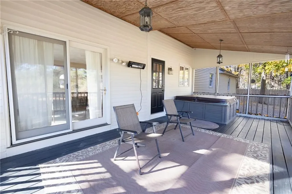 33 Southbury Road Cumberland RI 02864