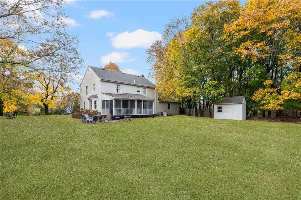 33 Southbury Road Cumberland RI 02864