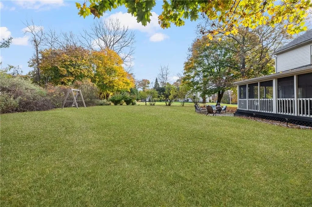 33 Southbury Road Cumberland RI 02864