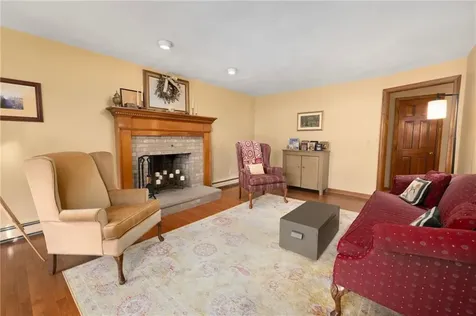 33 Southbury Road Cumberland RI 02864