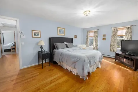 33 Southbury Road Cumberland RI 02864