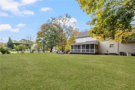 33 Southbury Road Cumberland RI 02864