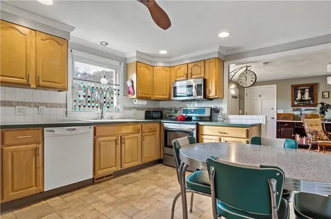 114 Waterman Avenue Johnston RI 02919