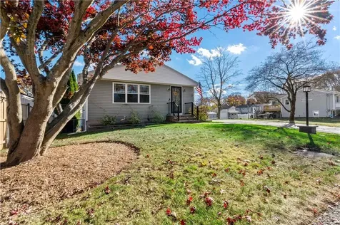114 Waterman Avenue Johnston RI 02919