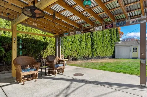 114 Waterman Avenue Johnston RI 02919