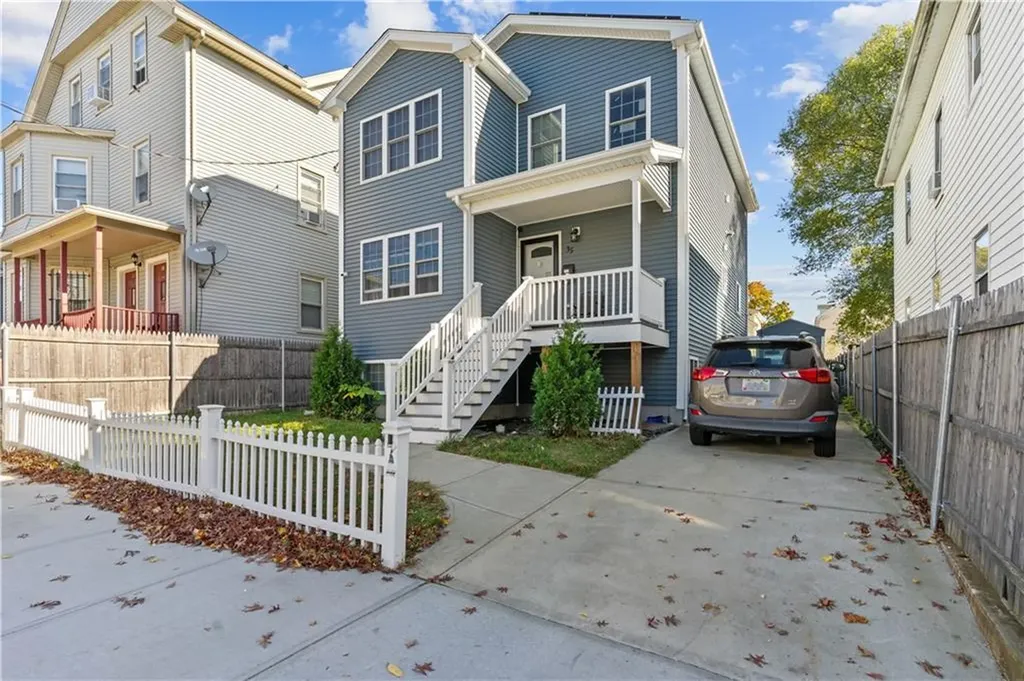 35 Erastus Street Providence RI 02909