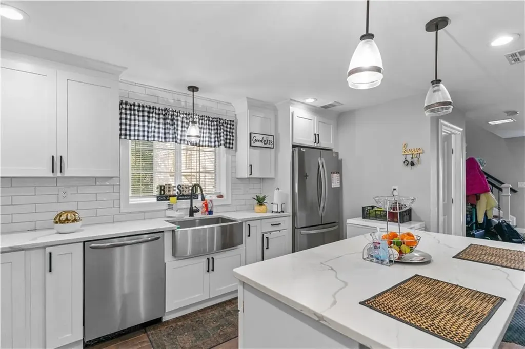 35 Erastus Street Providence RI 02909