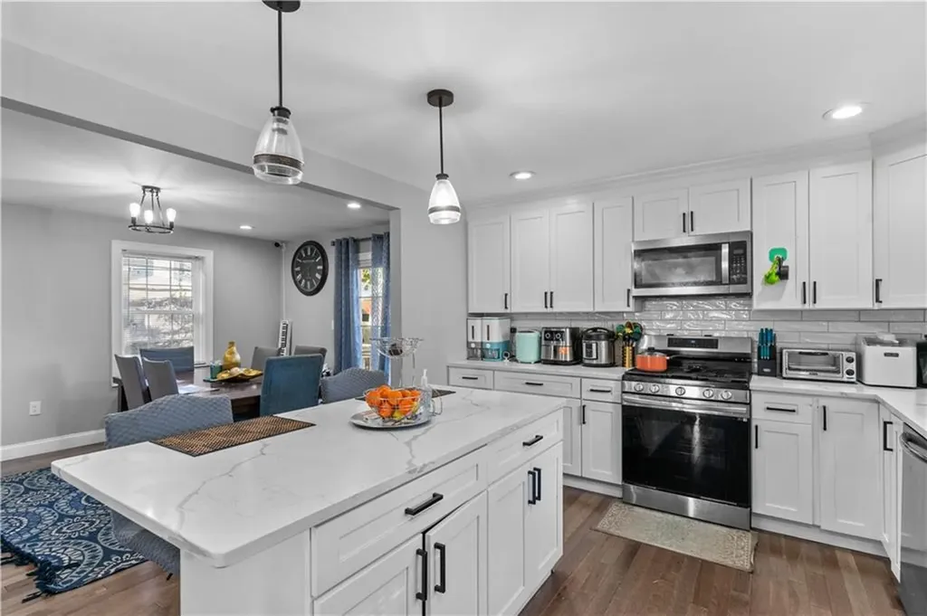 35 Erastus Street Providence RI 02909