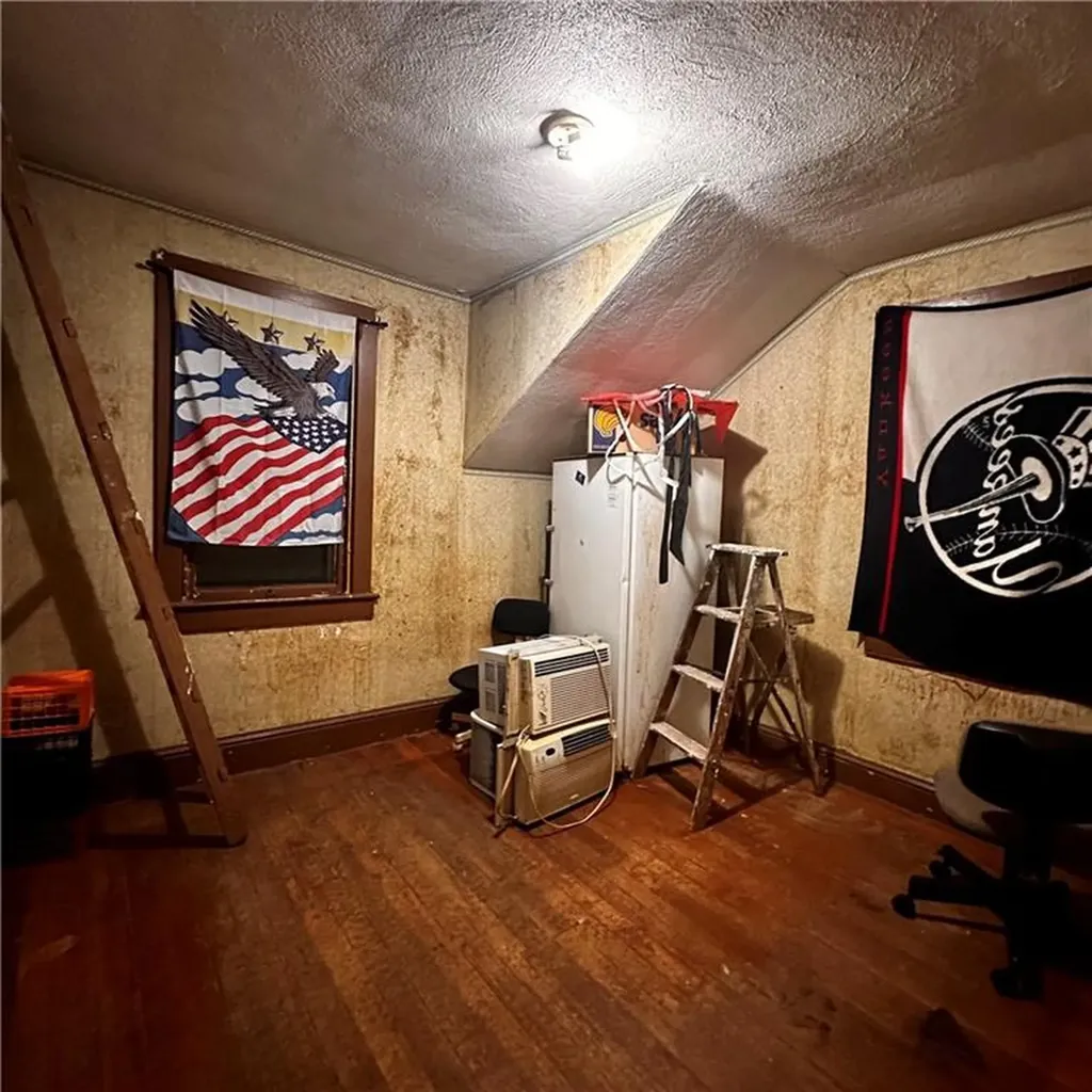 93 Laban Street Providence RI 02909