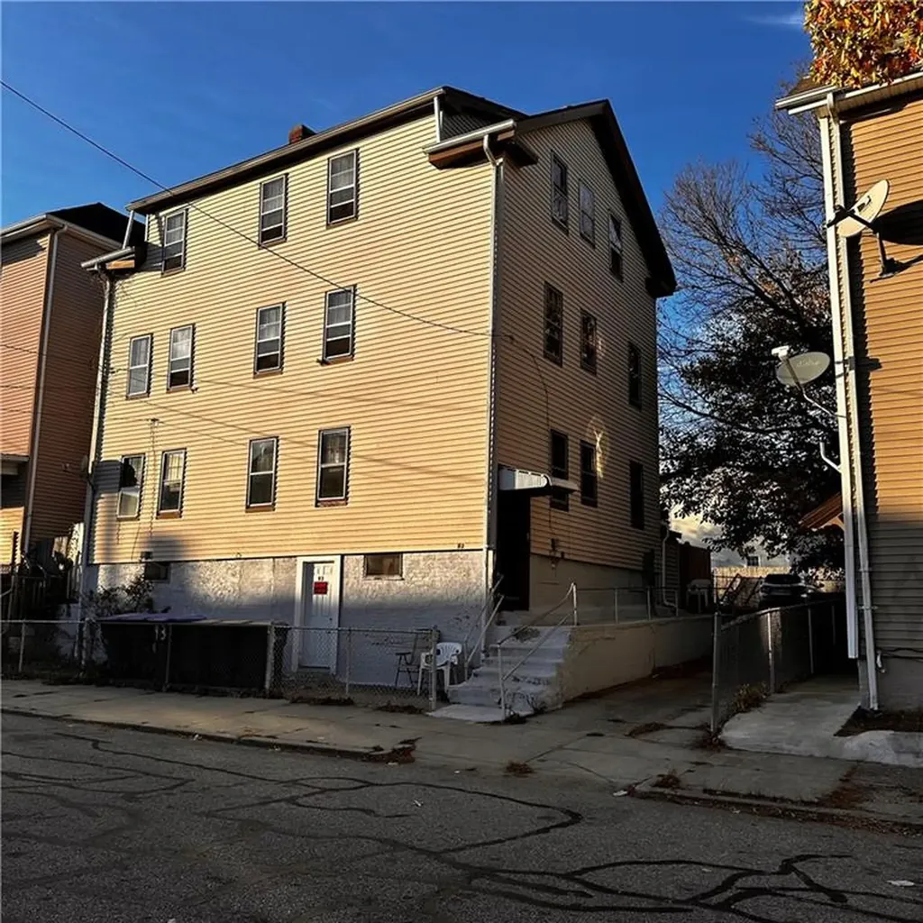 93 Laban Street Providence RI 02909