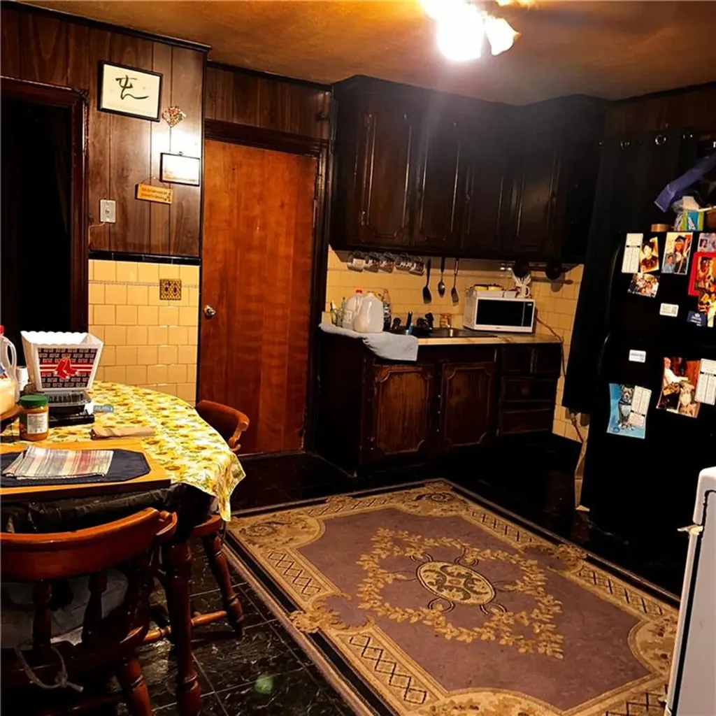 93 Laban Street Providence RI 02909