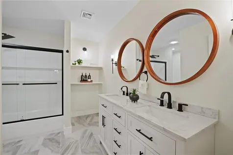 240 Meadow View Lane Tiverton RI 02878