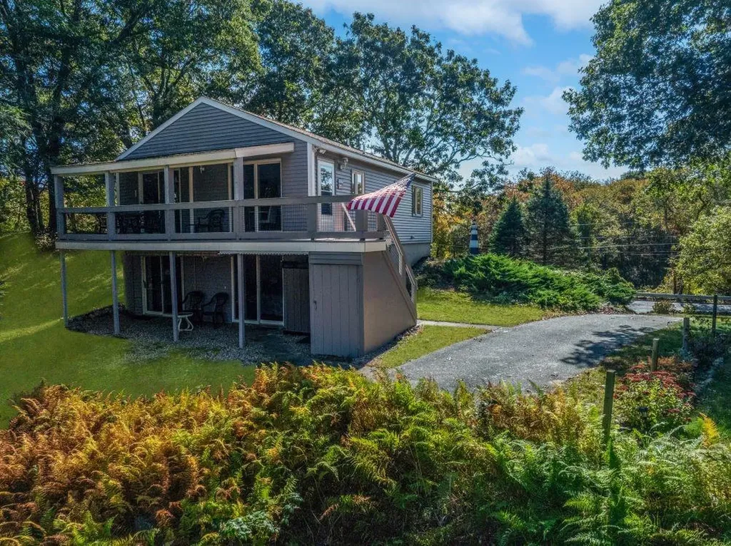 380 Shore Road Westerly RI 02891