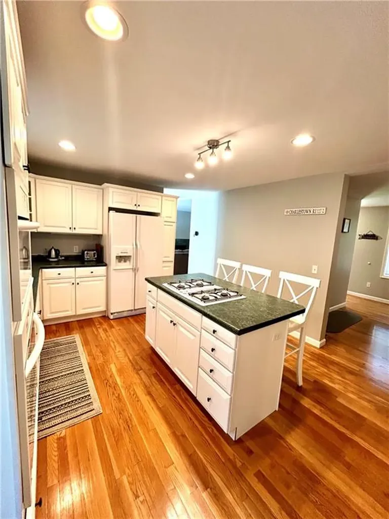 16 Klondike Road Charlestown RI 02813