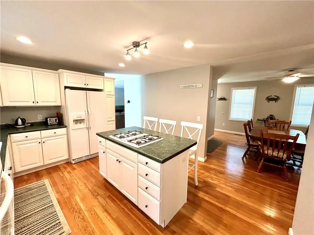 16 Klondike Road Charlestown RI 02813