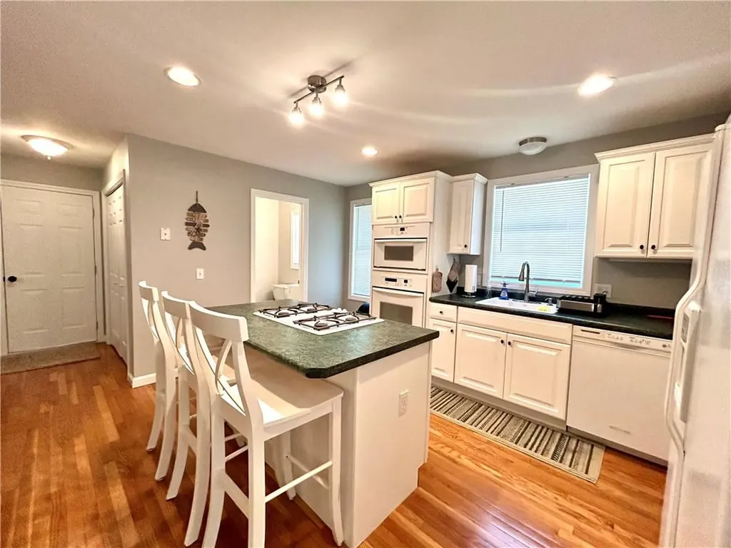 16 Klondike Road Charlestown RI 02813