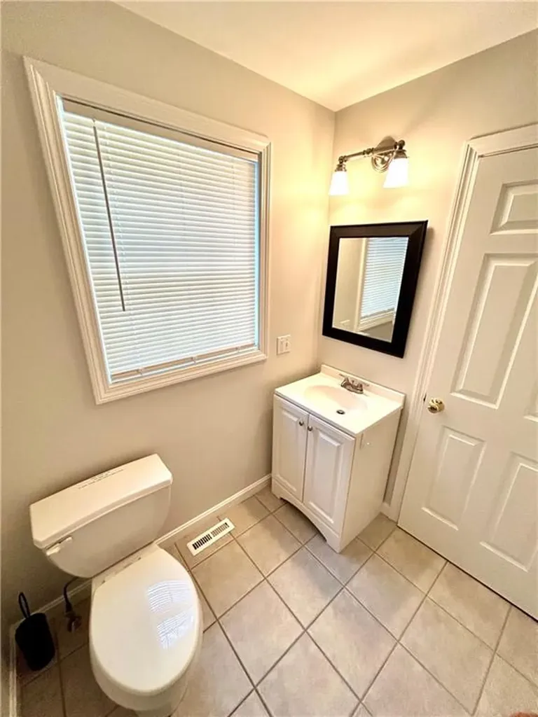 16 Klondike Road Charlestown RI 02813