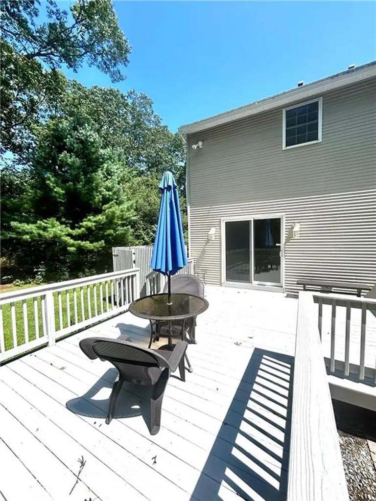 16 Klondike Road Charlestown RI 02813