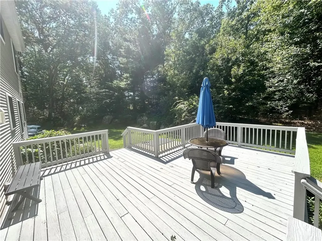 16 Klondike Road Charlestown RI 02813